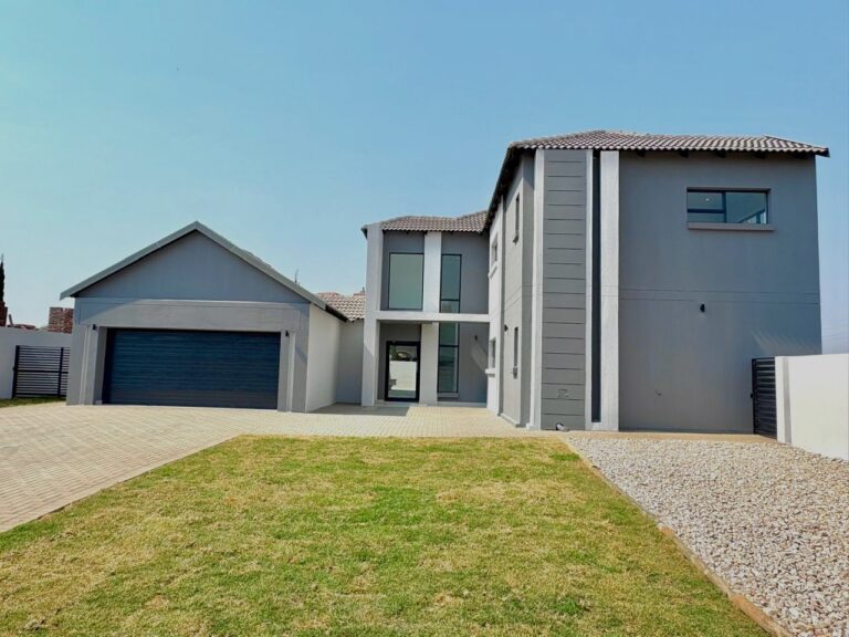 WhatsApp Image 2025-08-29 at 15.50.12 (1)